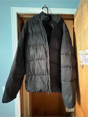 Men's Black Puffer Jacket with Hood - Classic Winter Coat